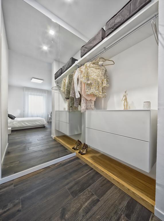 Suite Vogue Luce Voghera Exteriör bild